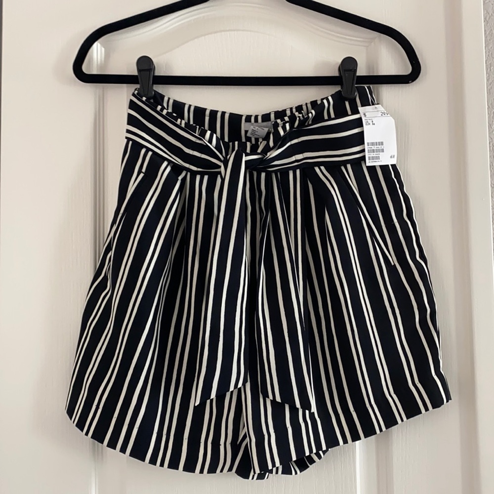 NWT H&M shorts
